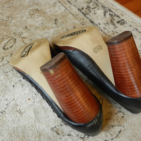 Seychelles Vintage Inspired Peep Toe Pumps - Picture 5 of 6